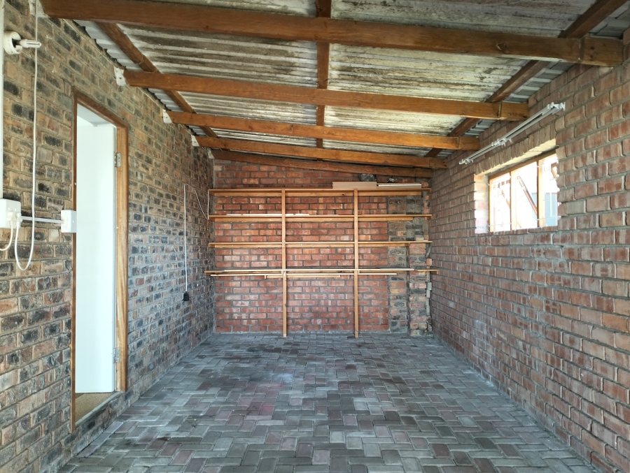 To Let 3 Bedroom Property for Rent in C Place Eastern Cape